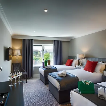 The Village Hotel, Bar And Restaurant Bettystown Extérieur photo