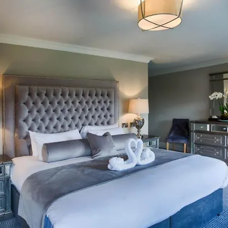 The Village Hotel, Bar And Restaurant Bettystown Extérieur photo